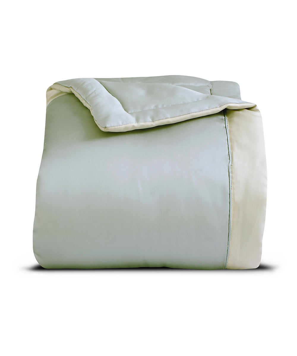 Crochet Tencel Quilt – Ivory Sage