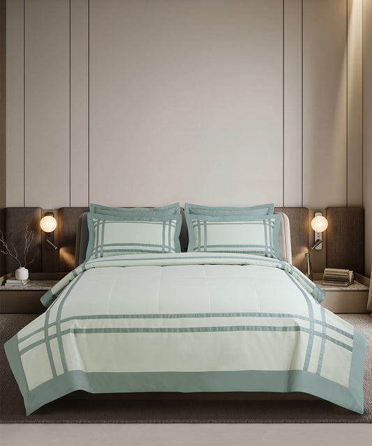 600 Thread Count Imperial Border – Arctic Mist