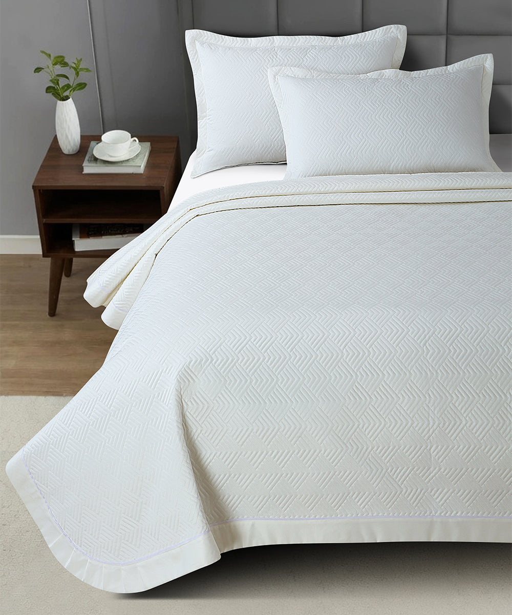 Elegance Bedcover Collection – Pearl White