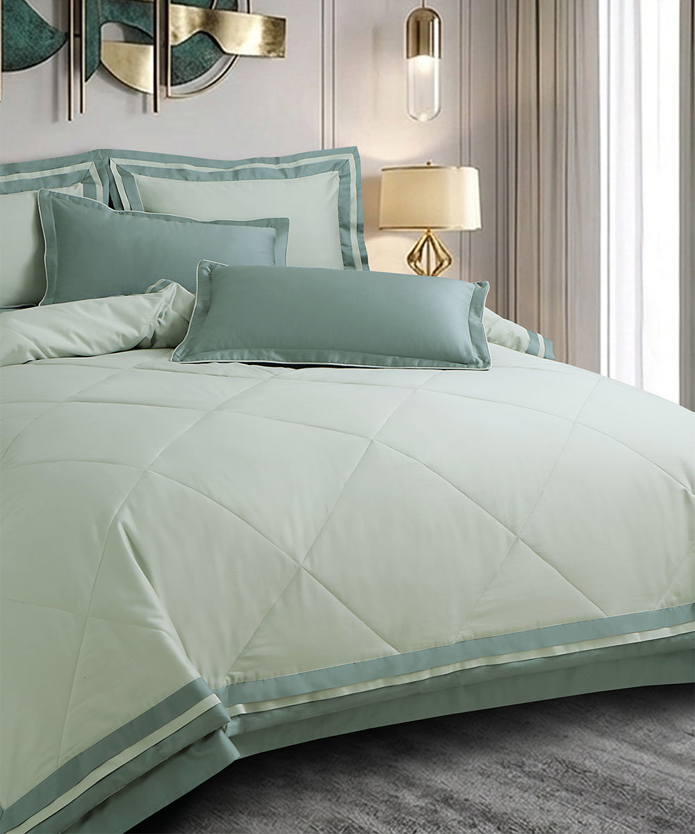 600 Thread Count Heritage Border – Mint Sage