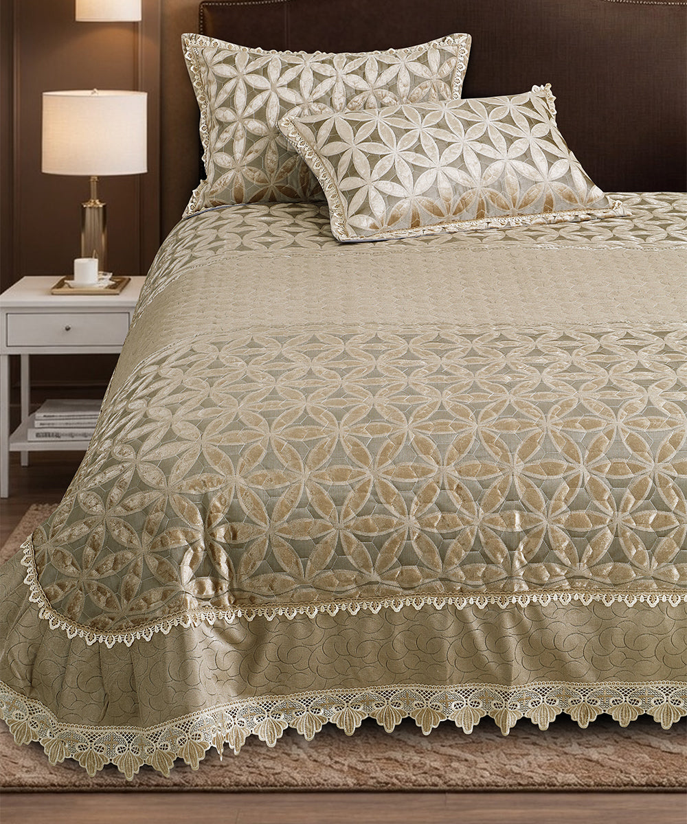 Aurelia Antique Gold Beige Bedcover