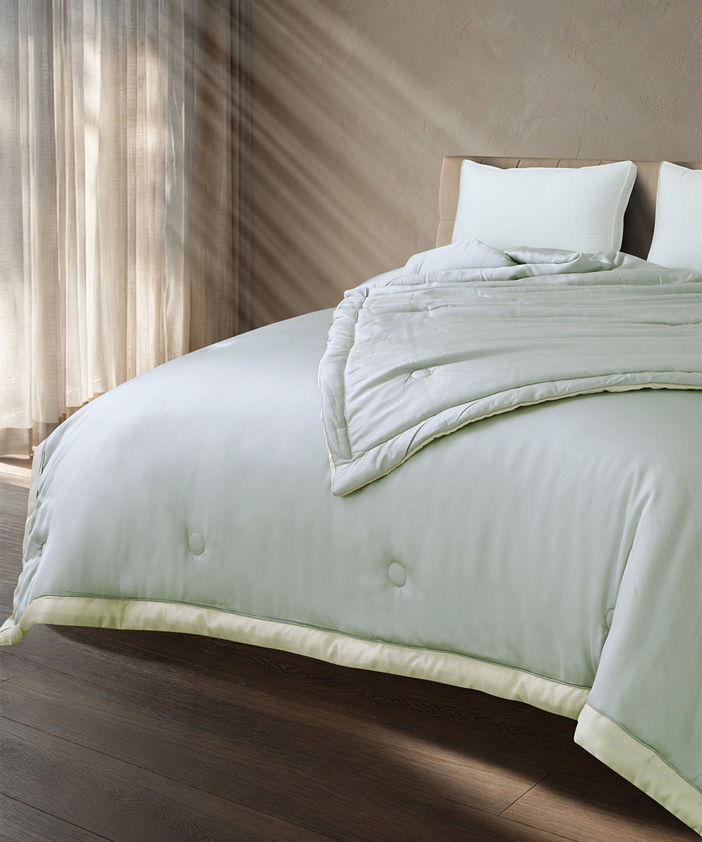 Crochet Tencel Quilt – Ivory Sage