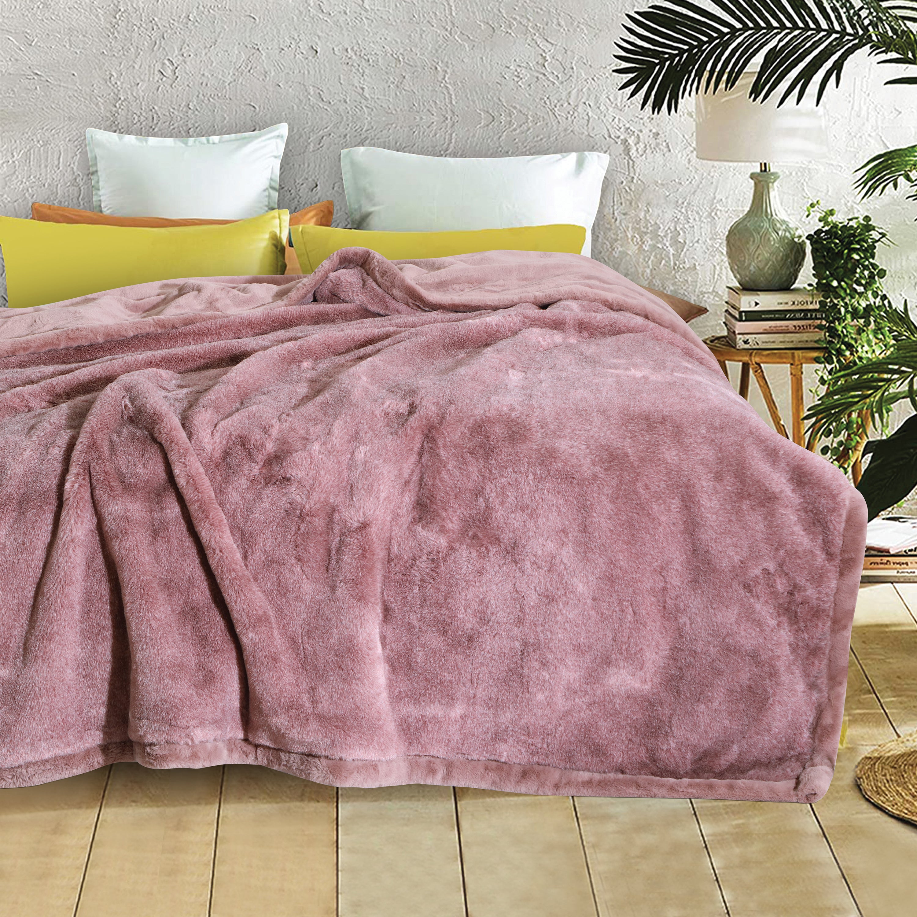The French Pink Siberian Blanket